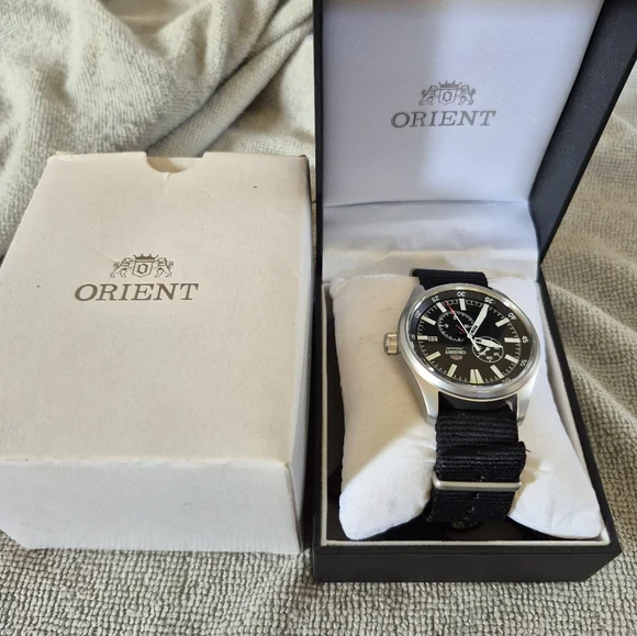 Orient Defender II Automatic Watch, Black Dial, Satin Silver Case, Nato Strap - Picture 9 of 10